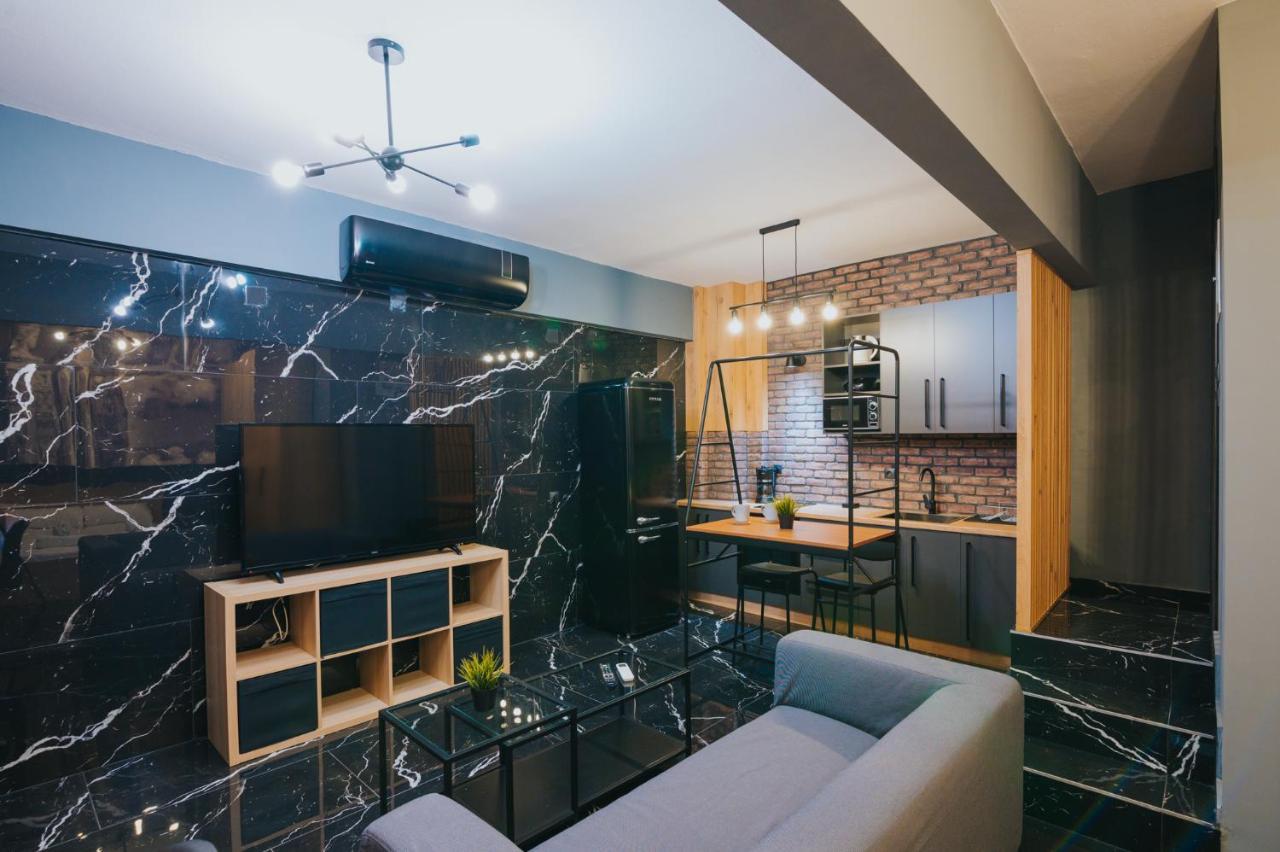 New Modern Ground Floor Apartment By The Sea 테살로니키 외부 사진