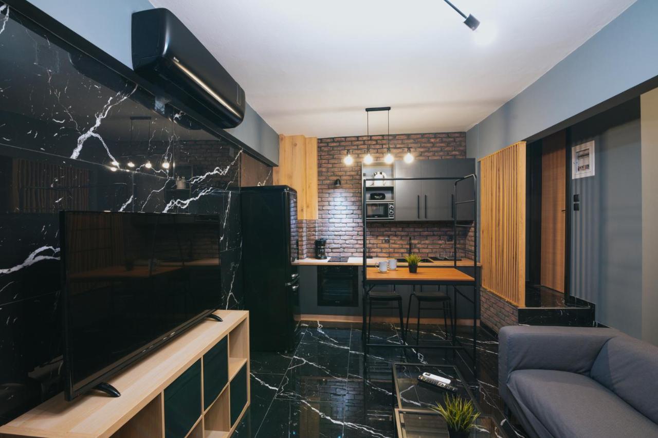 New Modern Ground Floor Apartment By The Sea 테살로니키 외부 사진